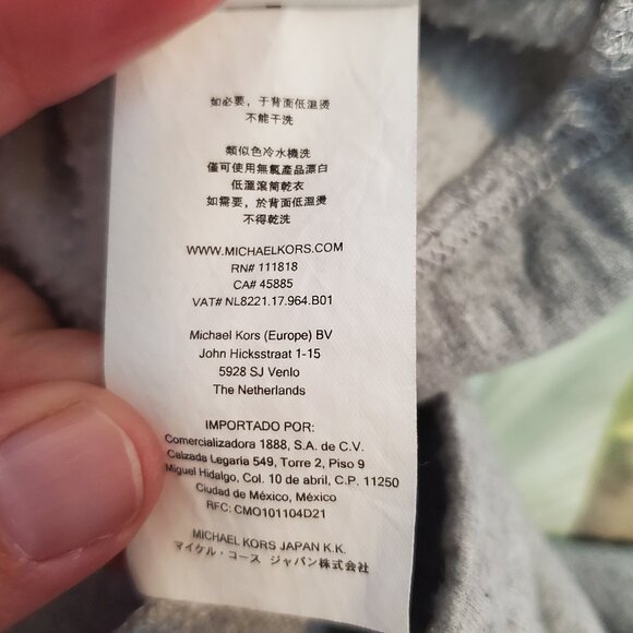 Micheal Kors mens Sweat shorts, size XL - Picture 8 of 9